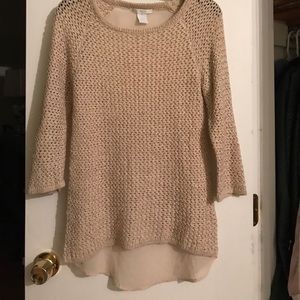 Flowing back sweater
